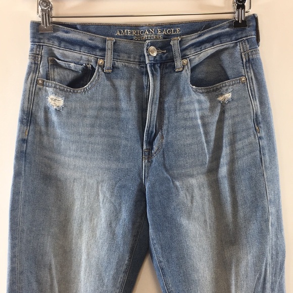 Amerian Eagle Mom Jeans Womens 6 Light/ Medium Wash Distressed Cotton Denim - Picture 3 of 15